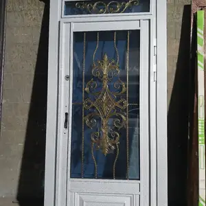 Дверь, Душанбе