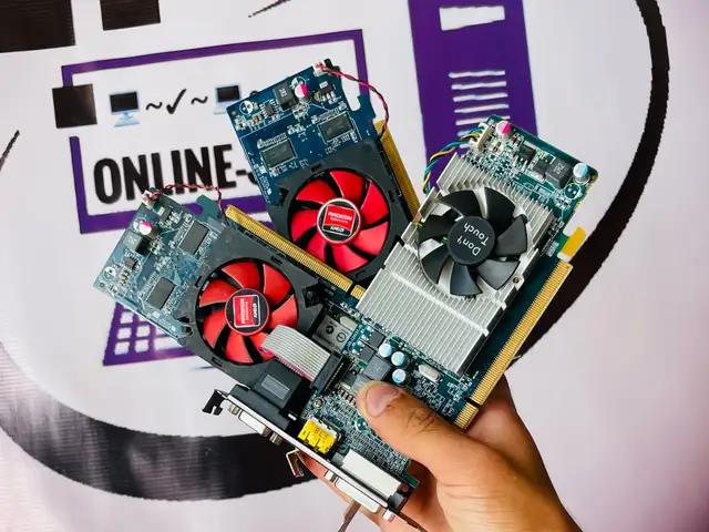 Видеокарта AMD Radeon 1GB/64XB/S, Душанбе