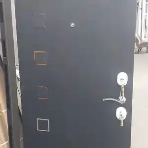 Дверь, Душанбе