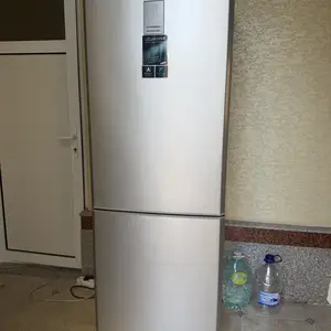 Холодильник Samsung, Худжанд