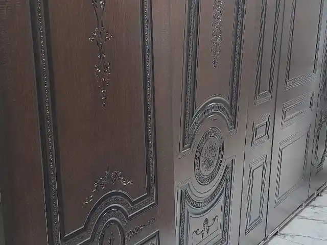 Дверь, Душанбе