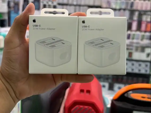 Адаптер для IPhone, Худжанд