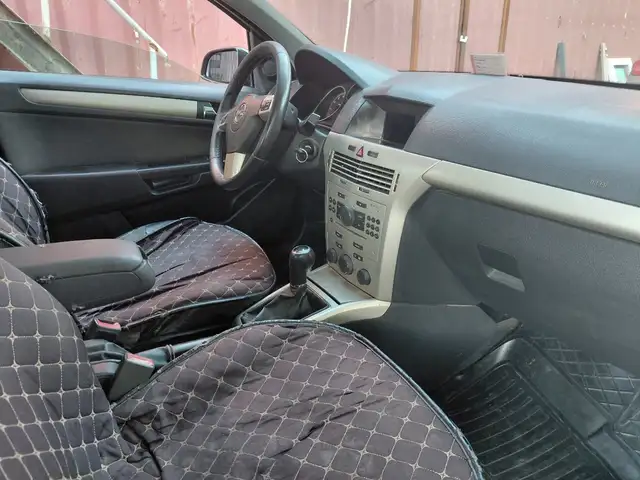 Opel Astra H