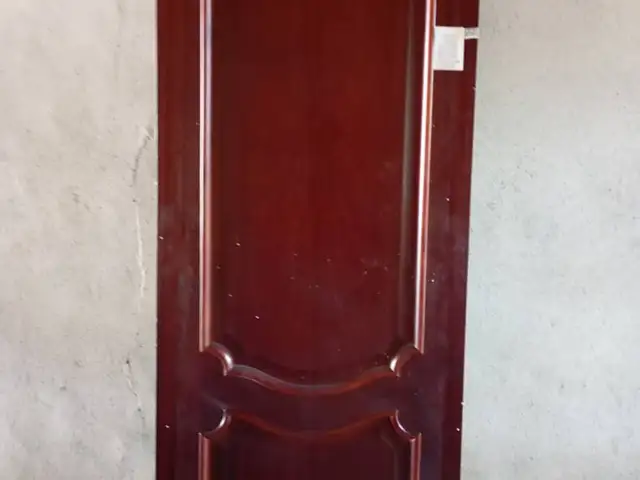 Дверь, Душанбе