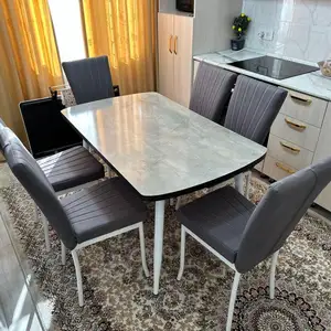 Стол и стулья, Душанбе