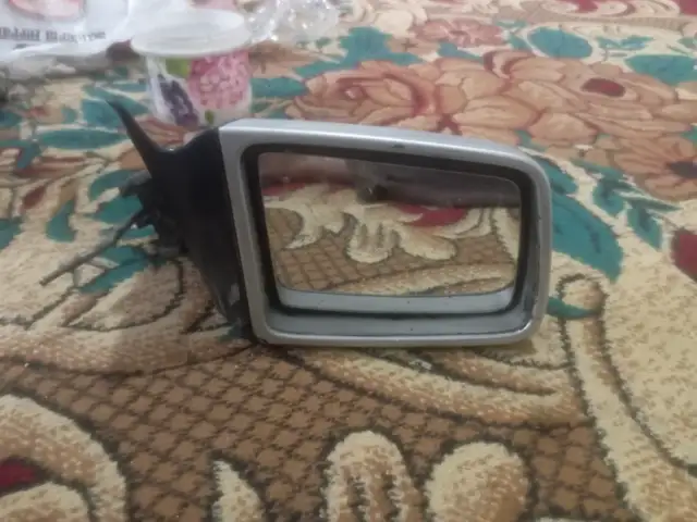 Боковое зеркало, Душанбе