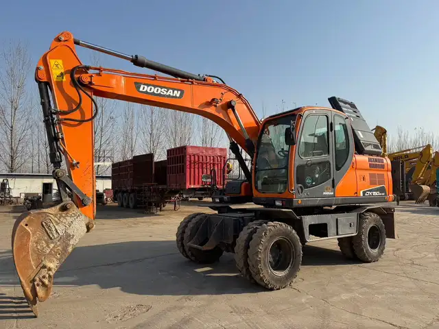 Экскаватор Doosan, 2022, Душанбе