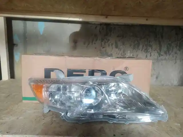 Передние фары от Toyota Camry 2 2010-2011 depo, Душанбе
