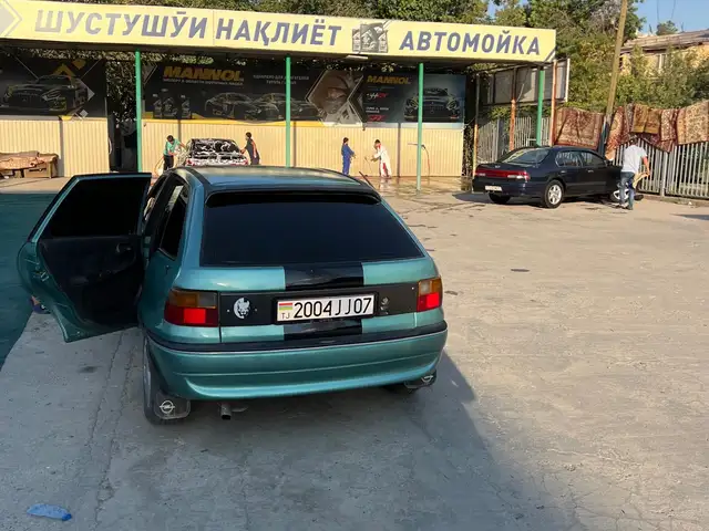Opel Astra F