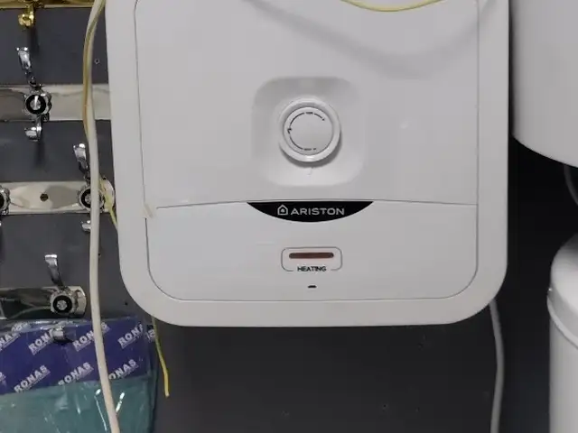 Водонагреватель Ariston 10л, Душанбе