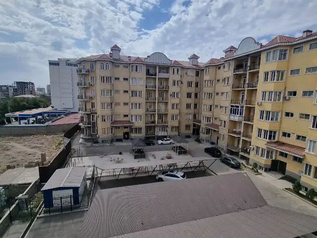 2-комн. квартира, 4 этаж, 75 м², 34 мкр, Худжанд