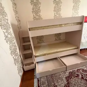 Двухъярусная кровать, Душанбе