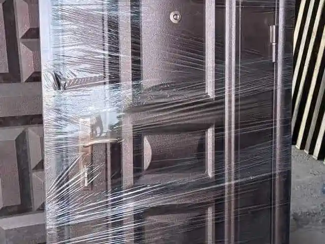 Дверь, Душанбе