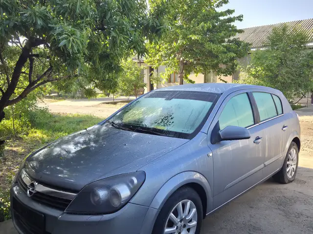 Opel Astra H