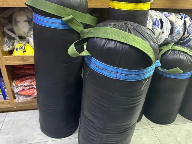 Груша боксерская, Душанбе