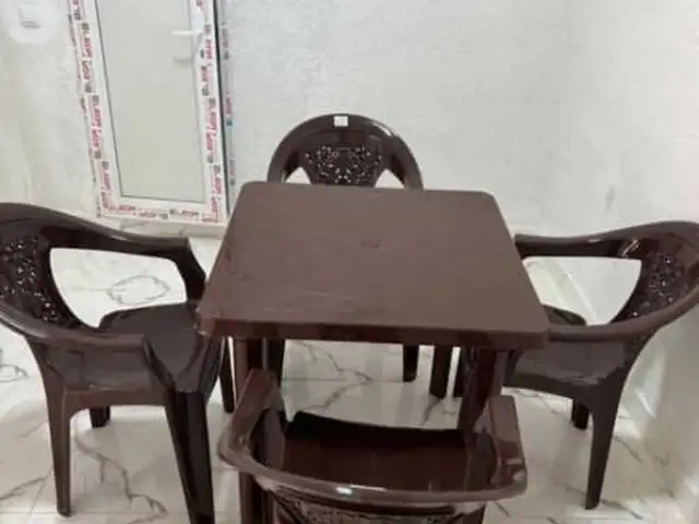 Стол со стульями, Душанбе