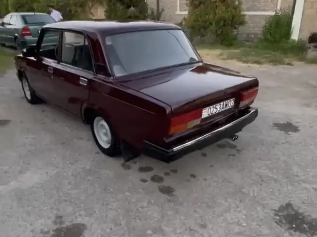 Lada (ВАЗ) 2107