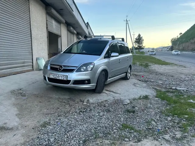 Opel Zafira