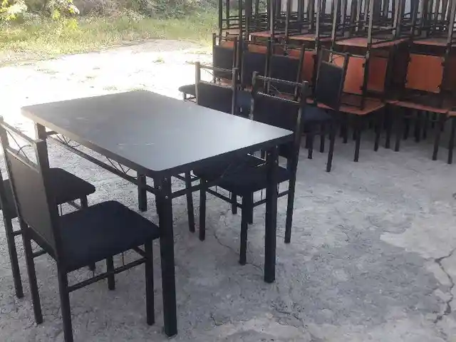 Стол и стулья, Душанбе