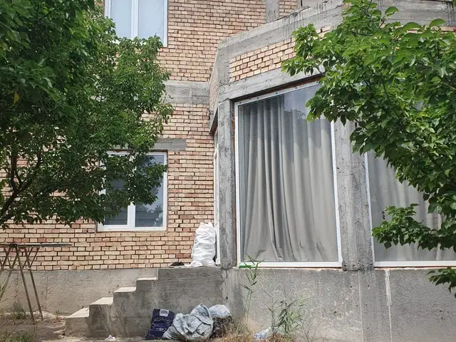 2 этажн. 6-комн. дом, 6 соток, 15мкр, Хуҷанд