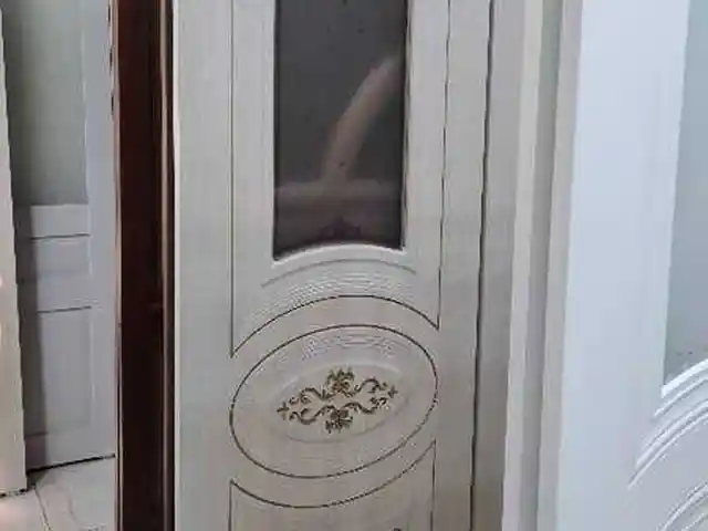 Дверь, Душанбе