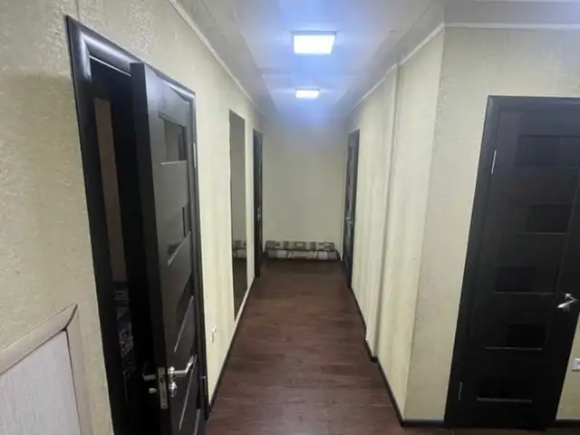 Комната в 3-комн. квартире, 1 этаж, 75м², И. Сомони, Душанбе
