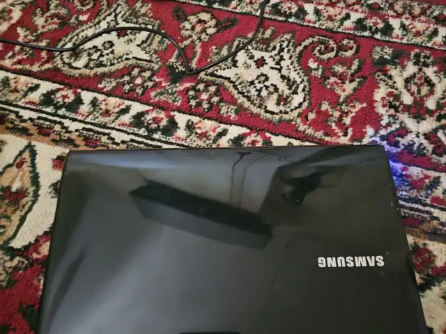 Ноутбук Samsung, Худжанд