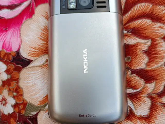 Nokia C6-01, Бустон (Чкаловск)