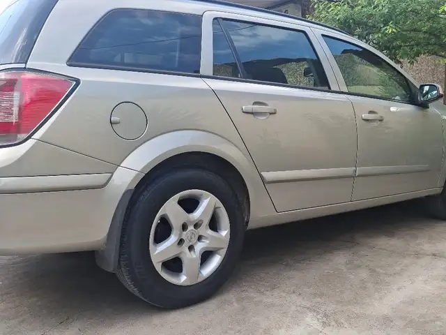 Opel Astra H
