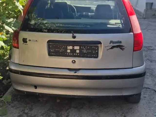 Fiat Punto на запчасти, Бобоҷон Ғафуров