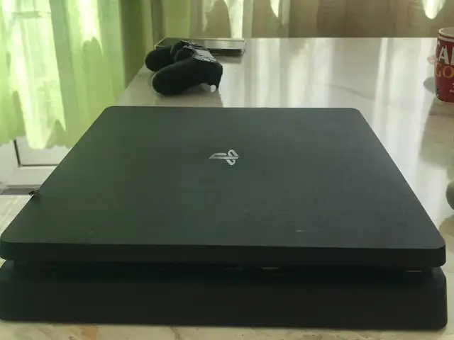 Игровая приставка Sony PlayStation 4 Slim, Канибадам