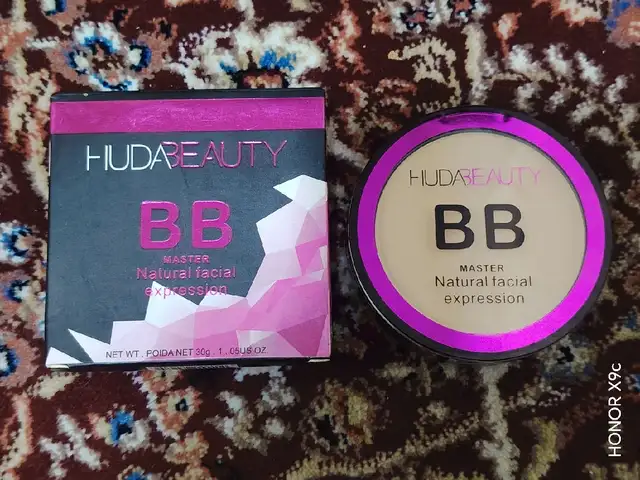 Компактная пудра с тональным кремом Huda Beauty BB Master Natural Facial Express, Душанбе