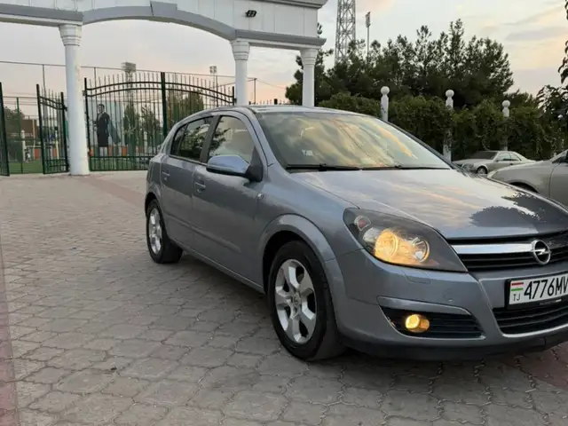 Opel Astra H
