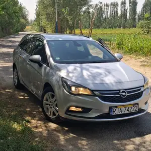 Opel Astra K