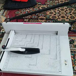 Настольная машина для резки бумаги, Хуҷанд