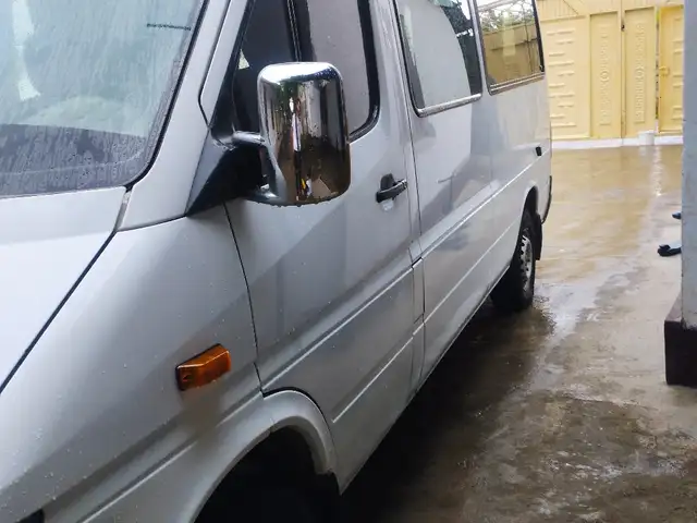 Микроавтобус Mercedes-Benz Sprinter, 2004, Душанбе