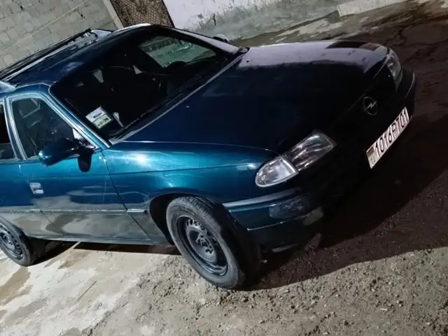 Opel Astra F