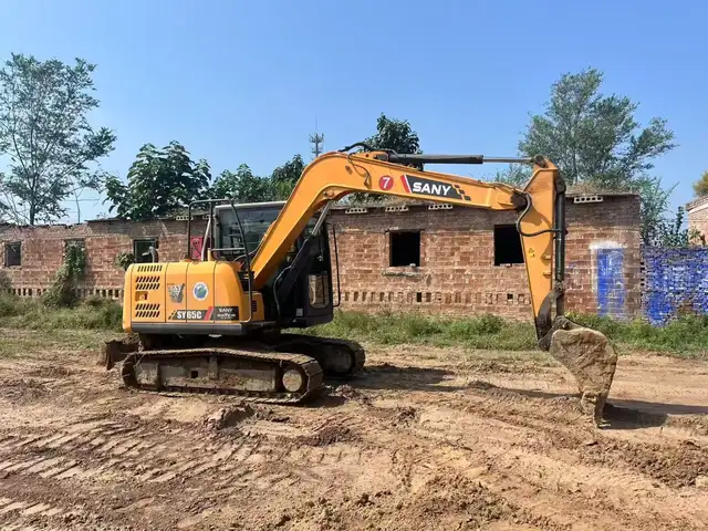 Экскаватор, Душанбе