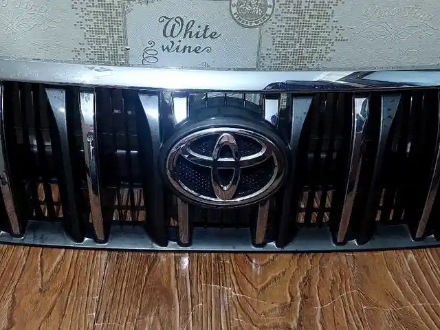 Решетка радиатора от Toyota Prado, Душанбе