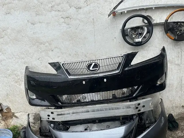 Бампер на lexus is 250 2006-2013, Душанбе