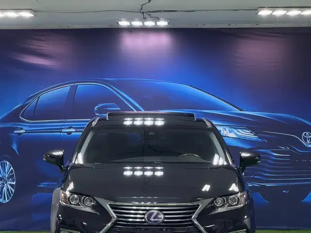 Lexus ES series