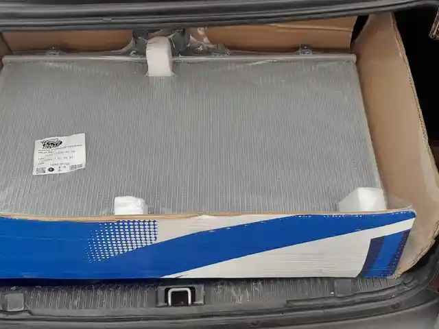 Радиатор охлаждения Taiwan на Lexus RX 2010-2015, Душанбе