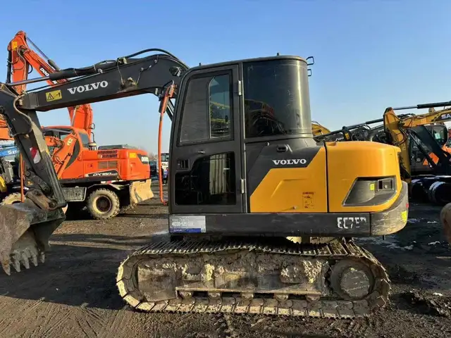 Экскаватор Volvo 75, Душанбе