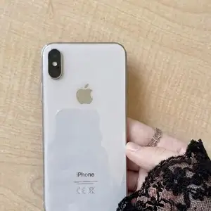 Apple iPhone X, 64 gb, Silver, Бохтар (Курган-Тюбе)