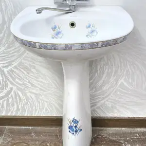 Раковина со смесителем, Душанбе