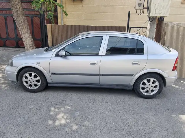 Opel Astra G