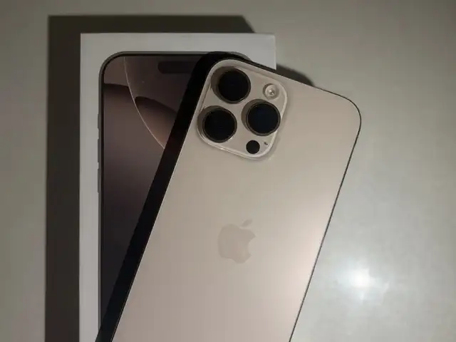 Apple iPhone 16 Pro Max, 256 gb, Desert Titanium, Вахдат