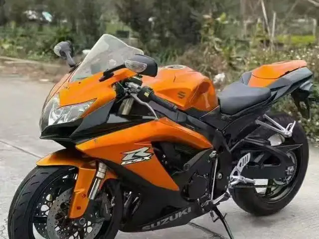 Мотоцикл Suzuki, Душанбе
