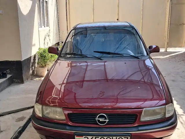 Opel Astra F
