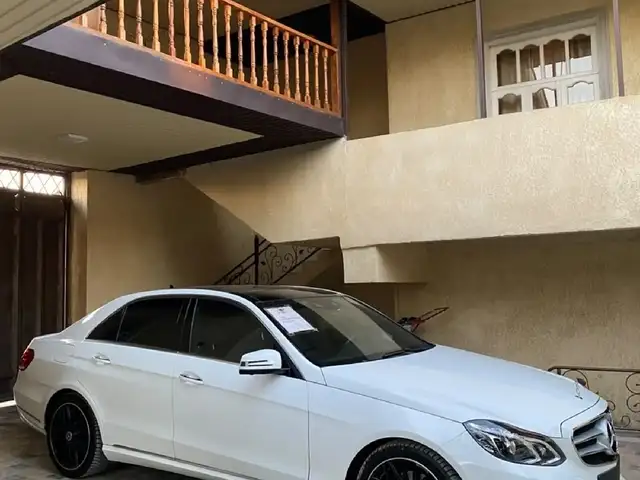 Mercedes-Benz E class